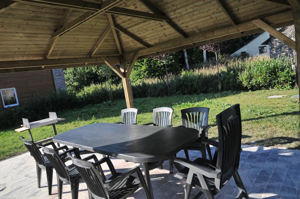 Gite Stone Lodge Bourcy Екстериор снимка