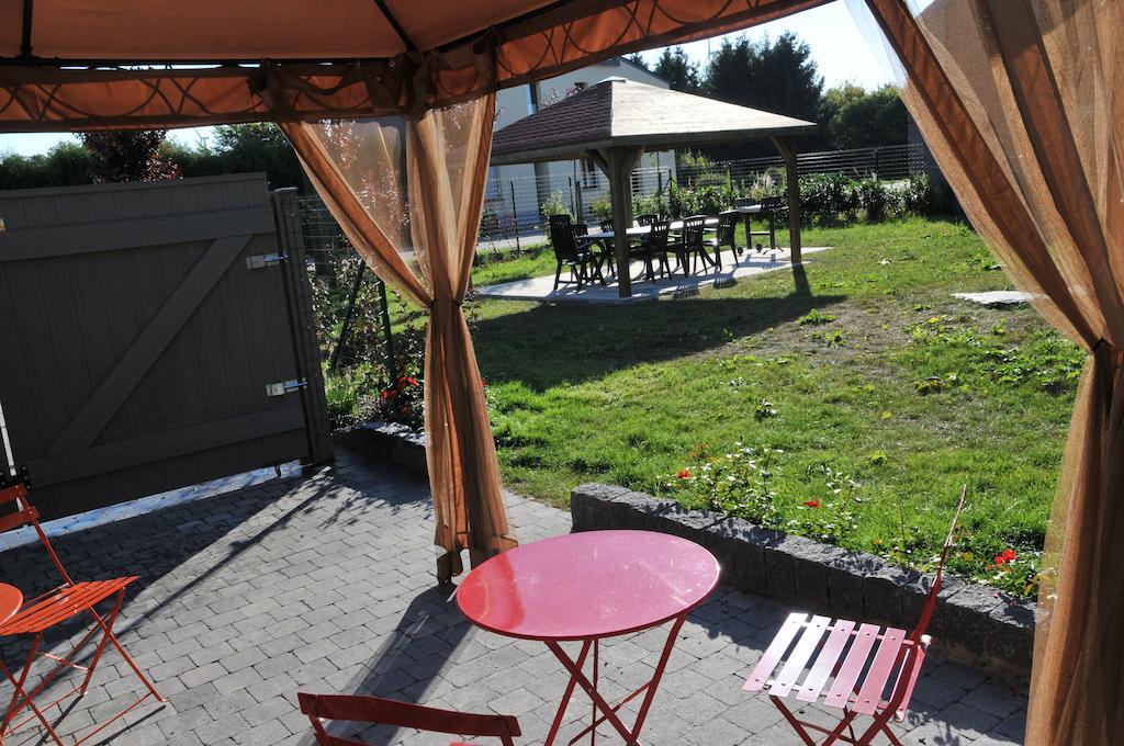 Gite Stone Lodge Bourcy Екстериор снимка