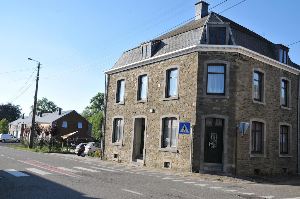 Gite Stone Lodge Bourcy Екстериор снимка