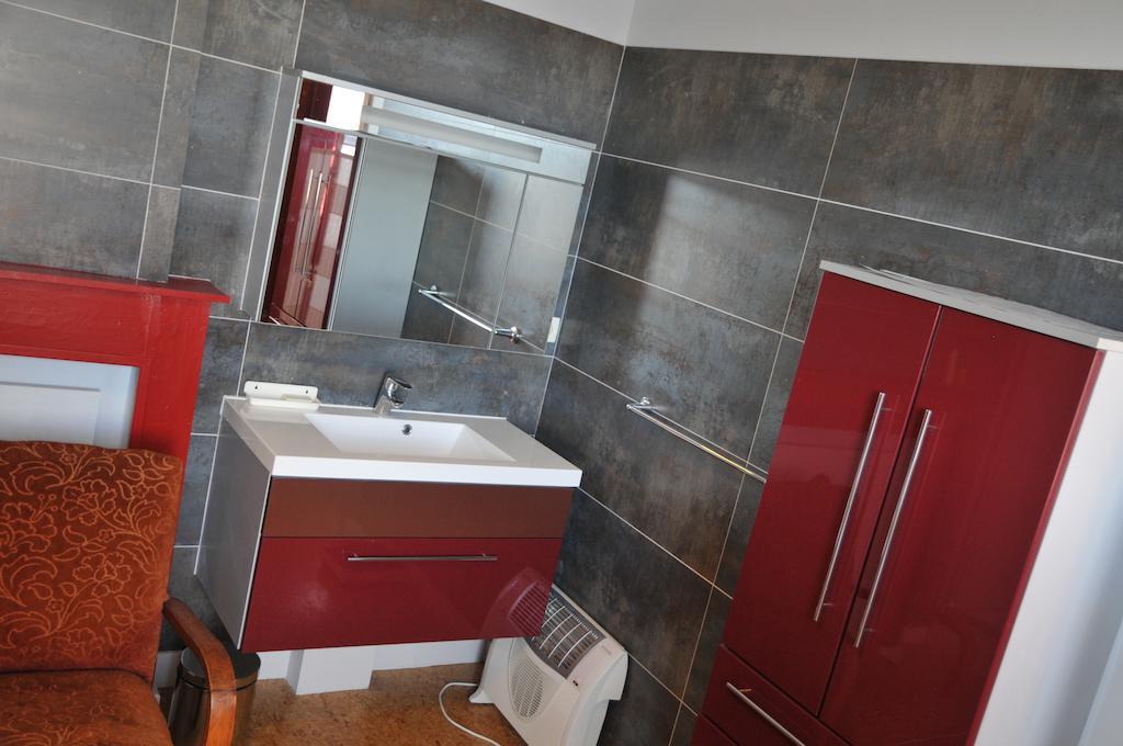 Gite Stone Lodge Bourcy Стая снимка