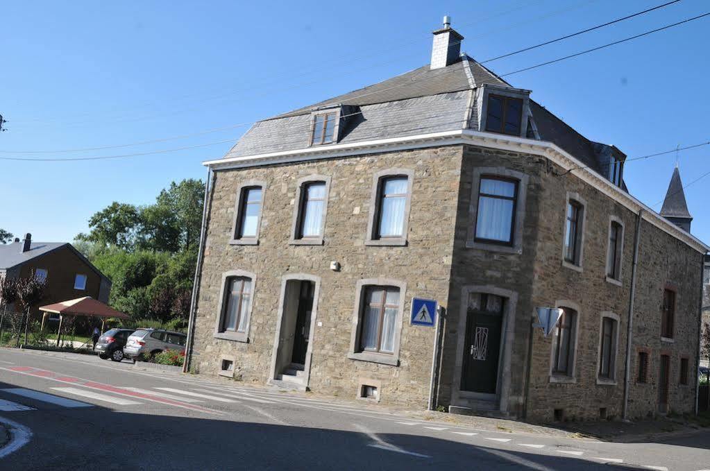 Gite Stone Lodge Bourcy Екстериор снимка